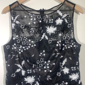 Stunning EUC Tahari Sequin Embellished Dress